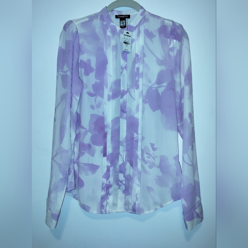 NWT Express Women's Lavender Floral Long Sleeve Blouse XS